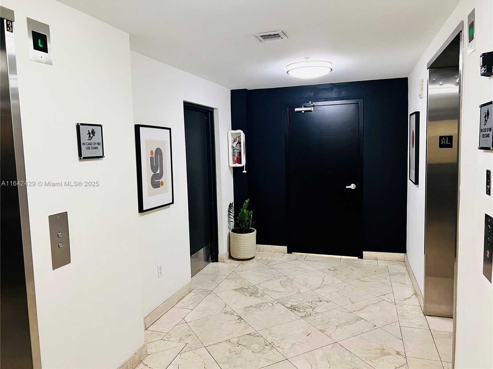 Small Image of 170 SOUTH EAST 14TH ST #2205, Miami Number 44