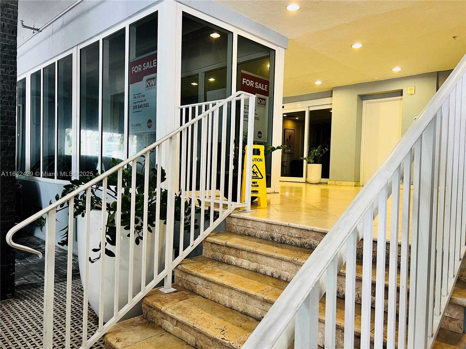 Small Image of 170 SOUTH EAST 14TH ST #2205, Miami Number 49