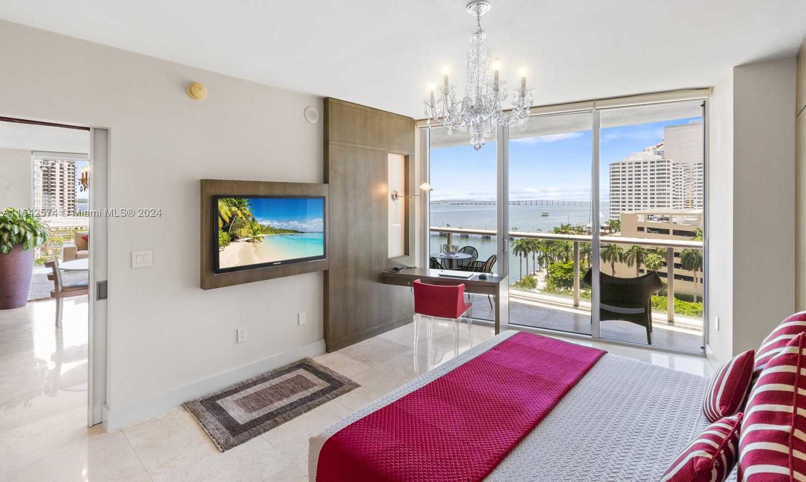Small Image of 495 BRICKELL AVENUE #901, Miami Number 13