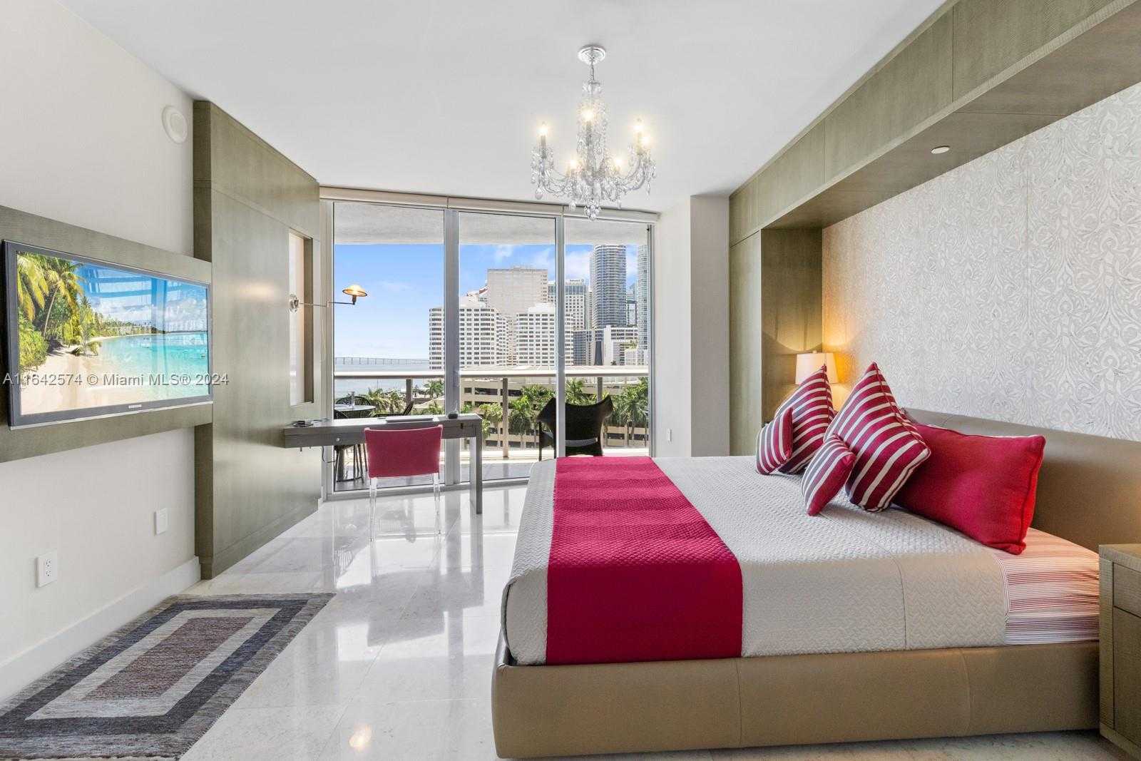 Small Image of 495 BRICKELL AVENUE #901, Miami Number 14