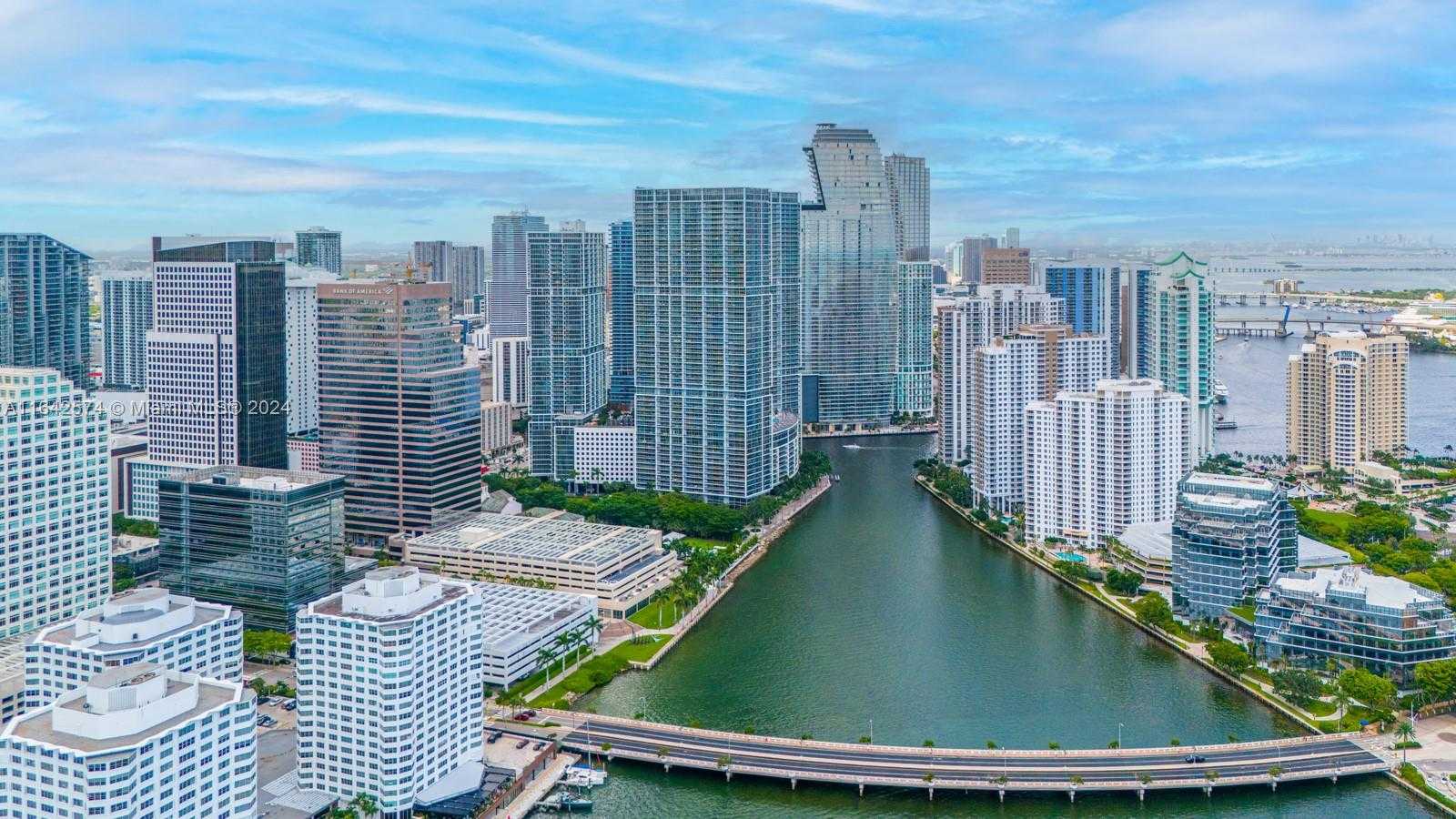 Small Image of 495 BRICKELL AVENUE #901, Miami Number 19