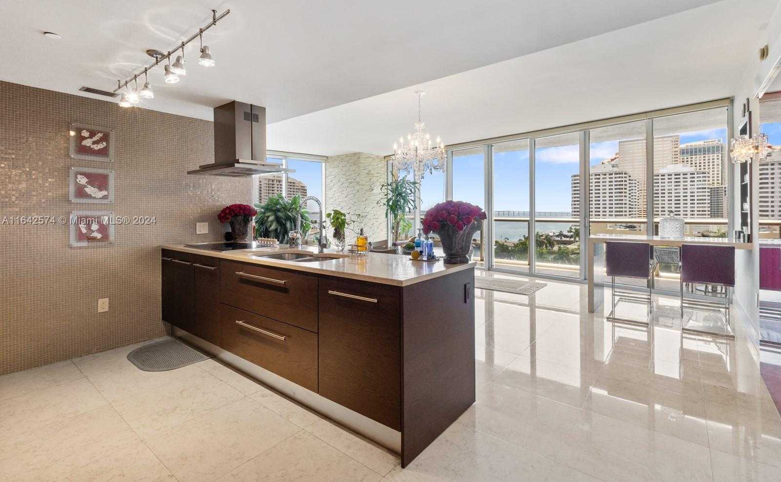 Small Image of 495 BRICKELL AVENUE #901, Miami Number 2