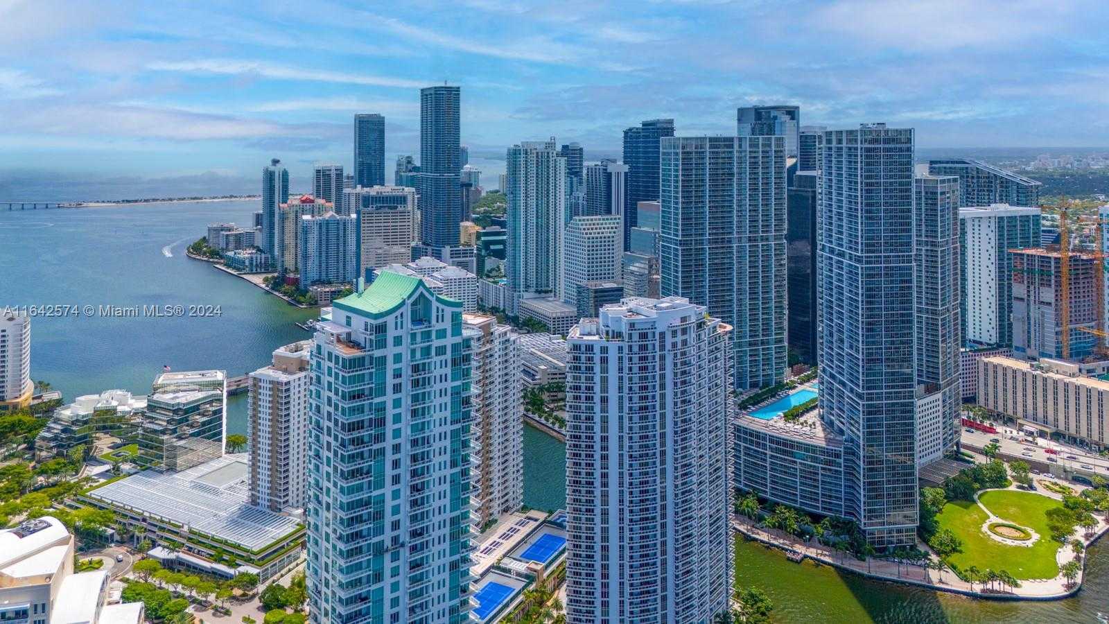 Small Image of 495 BRICKELL AVENUE #901, Miami Number 22