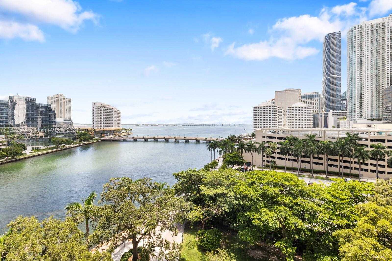 Small Image of 495 BRICKELL AVENUE #901, Miami Number 5