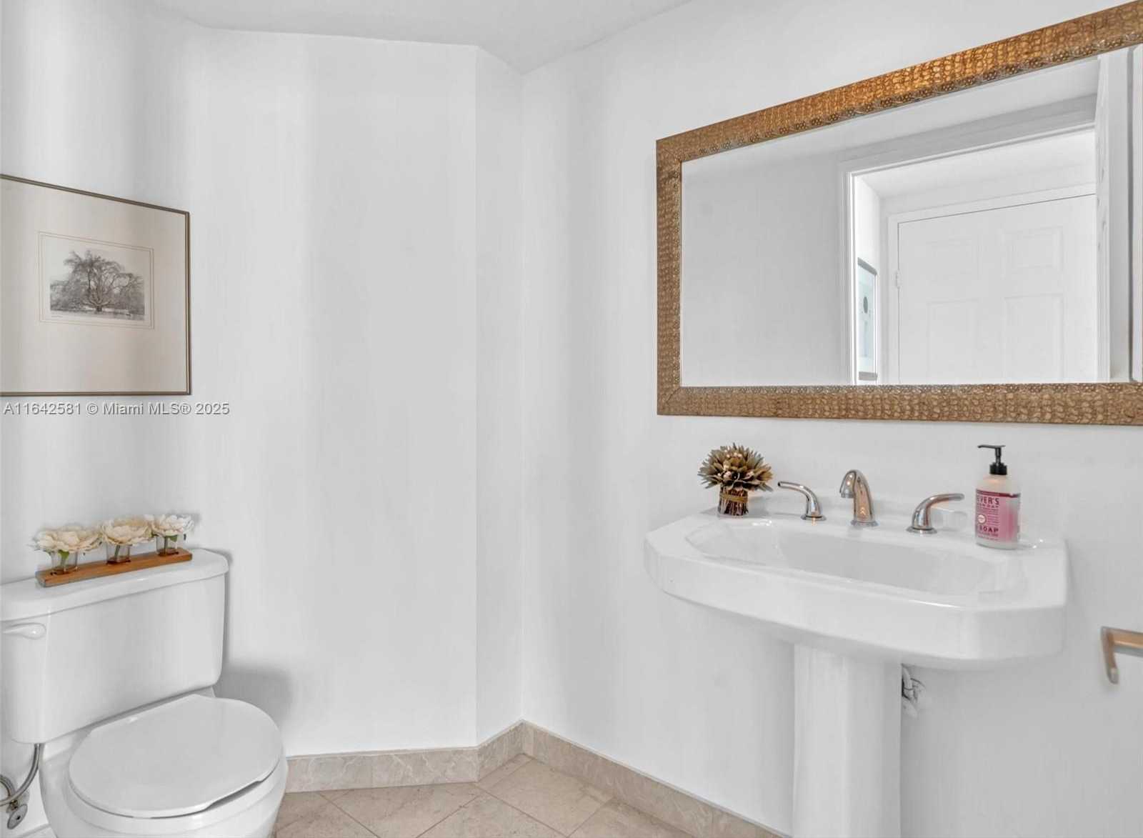 Small Image of 3370 HIDDEN BAY DR #1002, Aventura Number 12
