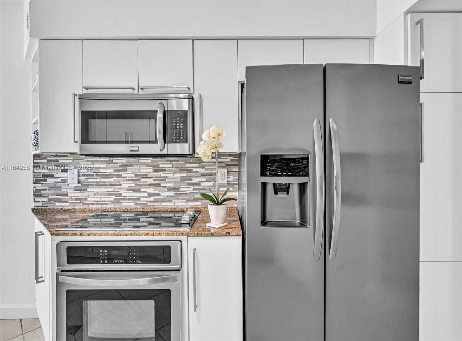 Small Image of 3370 HIDDEN BAY DR #1002, Aventura Number 19