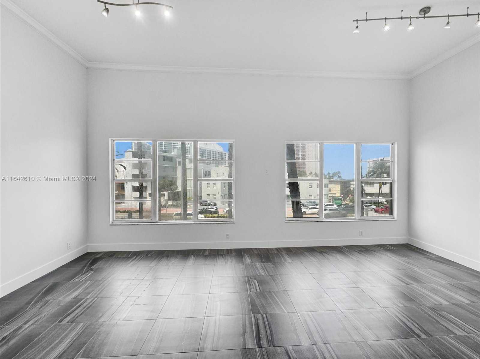 Small Image of 6770 INDIAN CREEK DR #T-C, Miami Beach Number 12