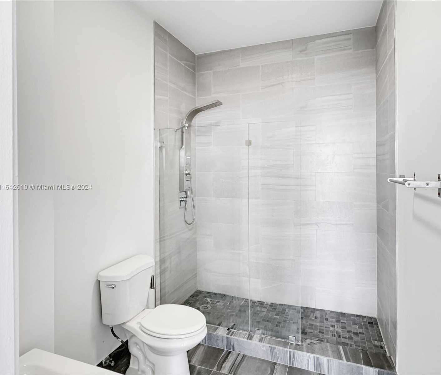 Small Image of 6770 INDIAN CREEK DR #T-C, Miami Beach Number 13