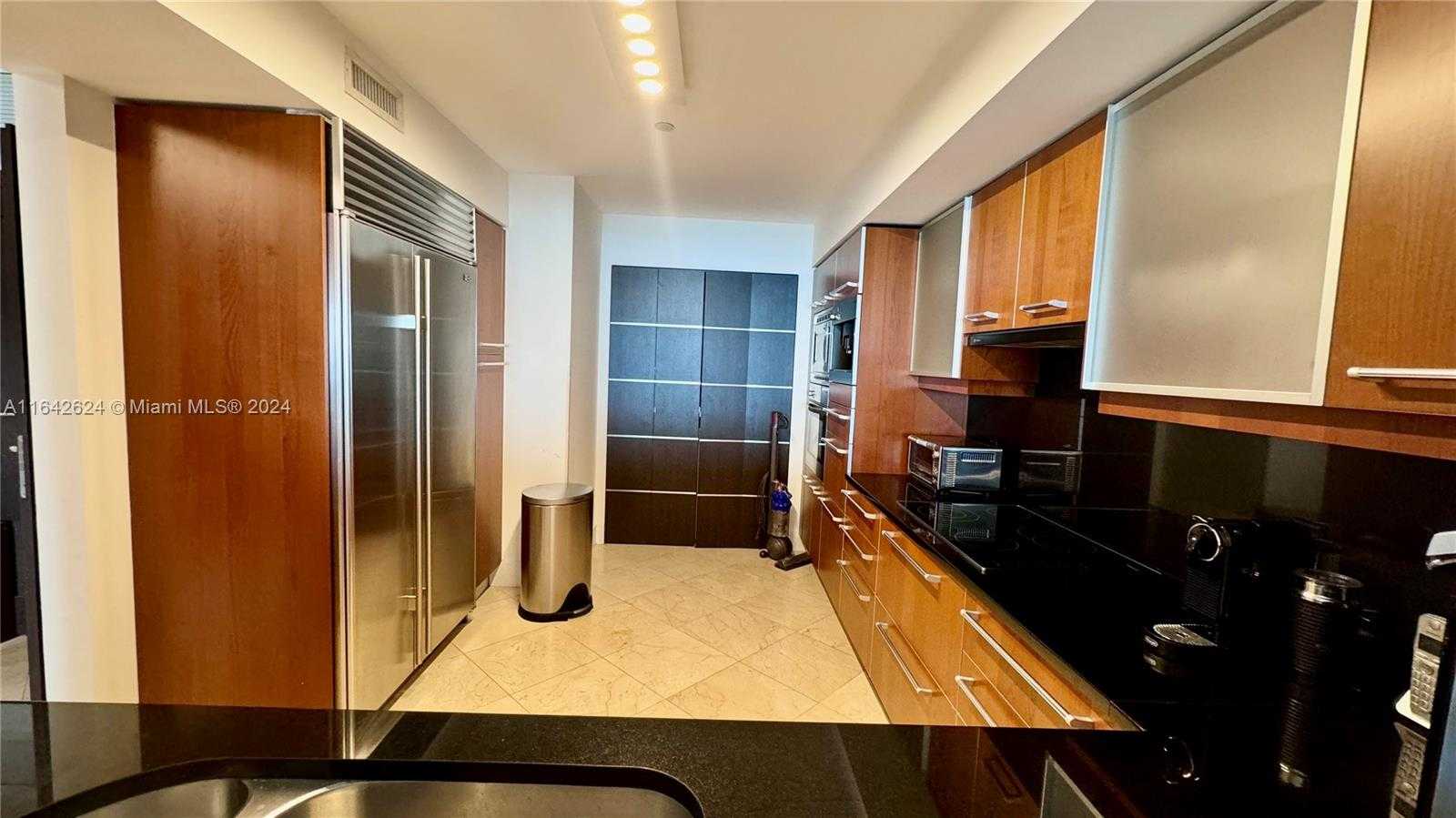 Small Image of 1331 BRICKELL BAY DR #1109, Miami Number 21