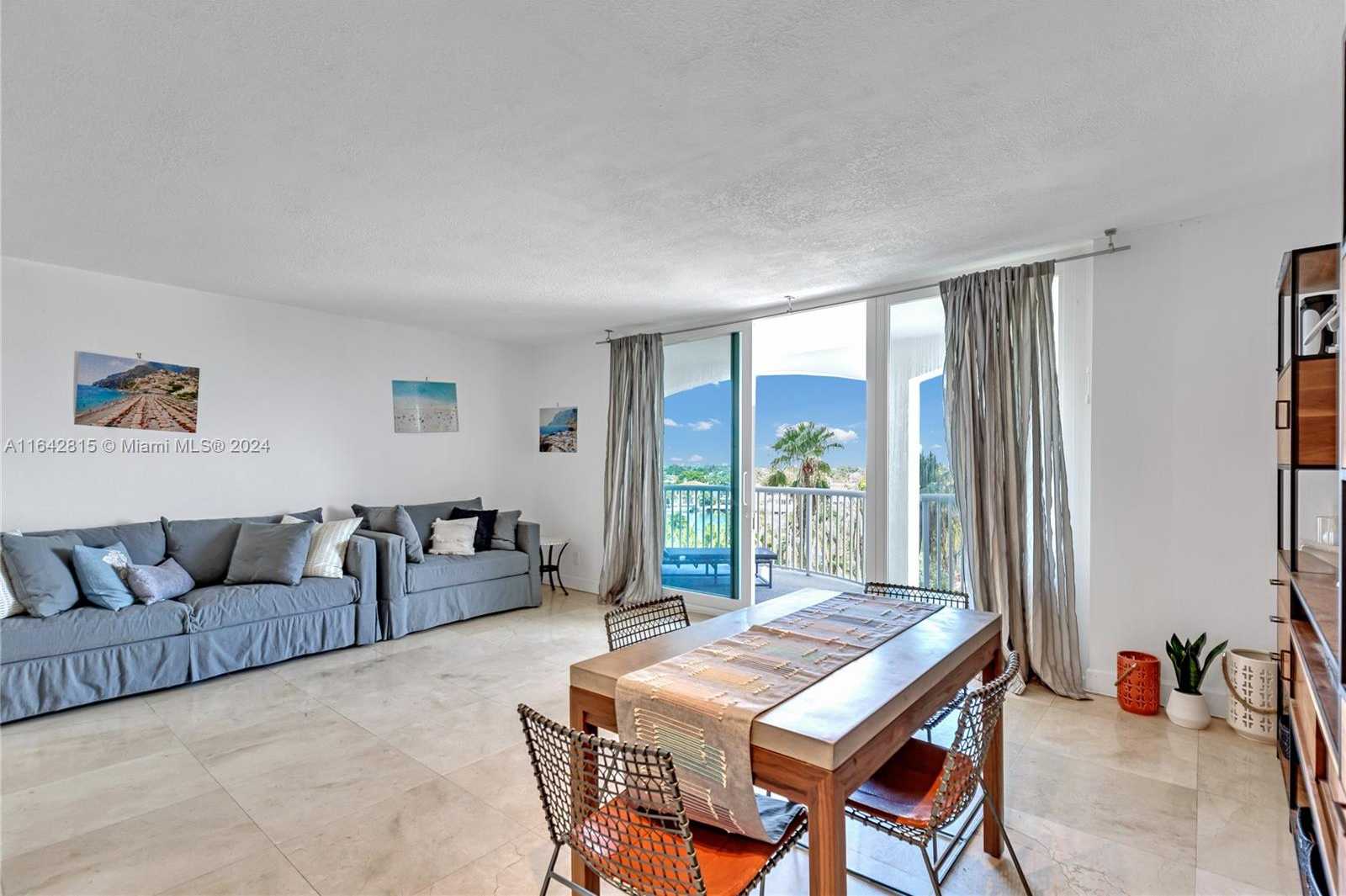 Small Image of 5401 COLLINS AVE #429, Miami Beach Number 10