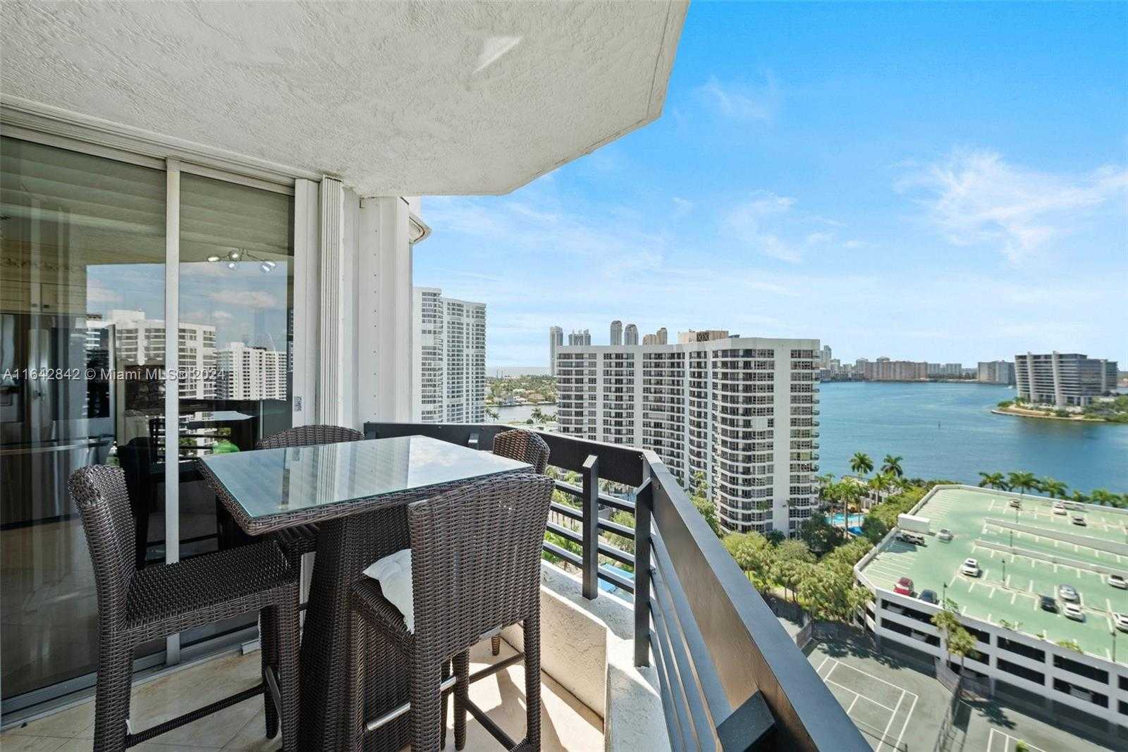 Small Image of 3500 MYSTIC POINTE DR #1801, Aventura Number 10