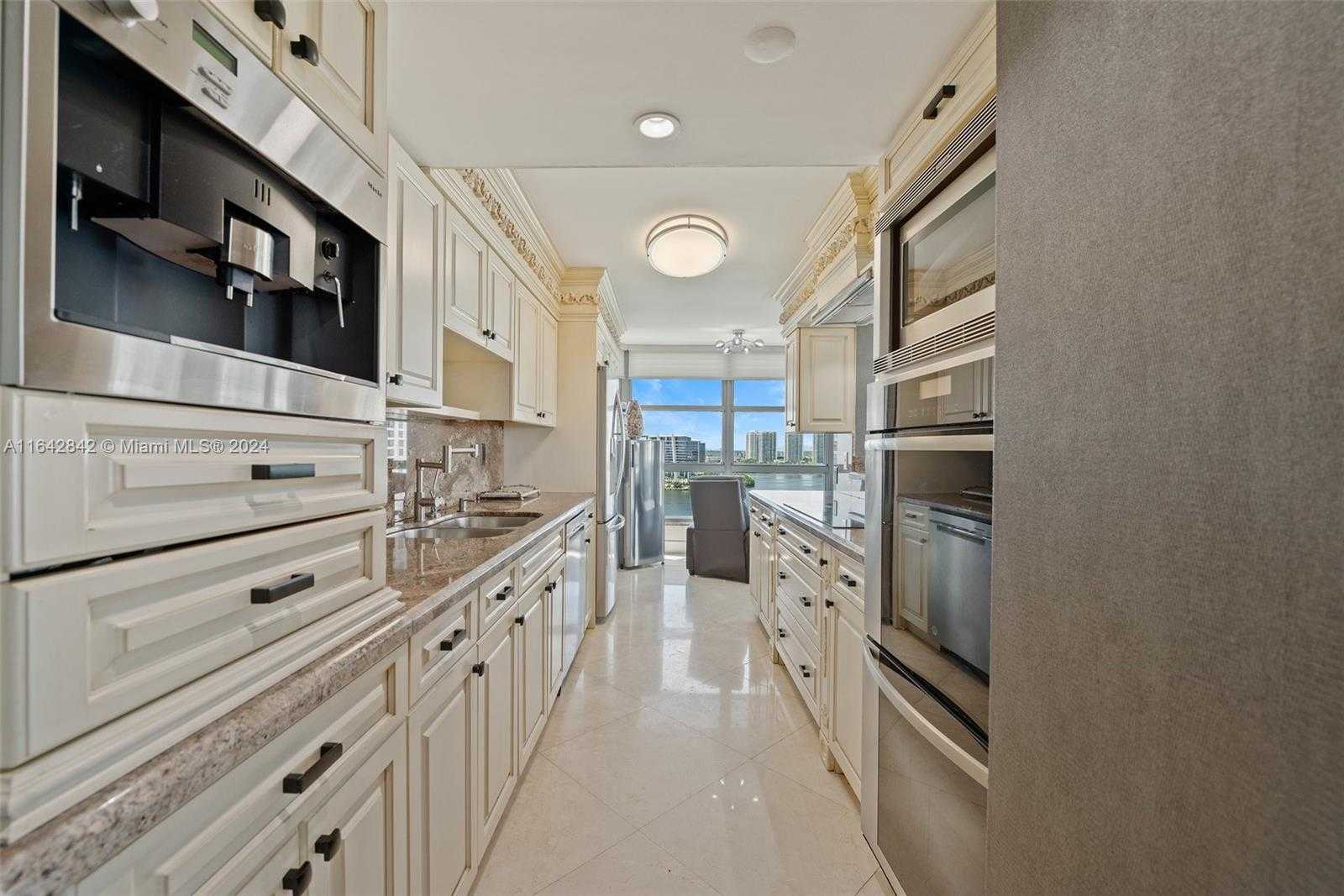 Small Image of 3500 MYSTIC POINTE DR #1801, Aventura Number 19