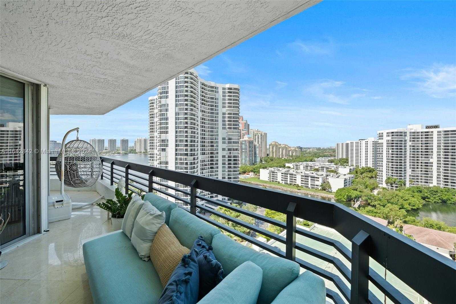 Small Image of 3500 MYSTIC POINTE DR #1801, Aventura Number 21