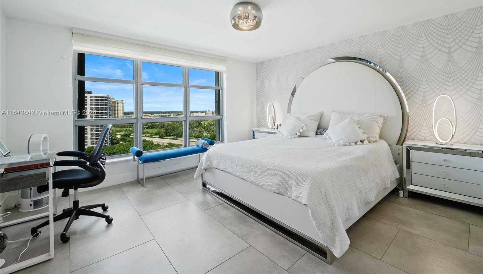 Small Image of 3500 MYSTIC POINTE DR #1801, Aventura Number 22