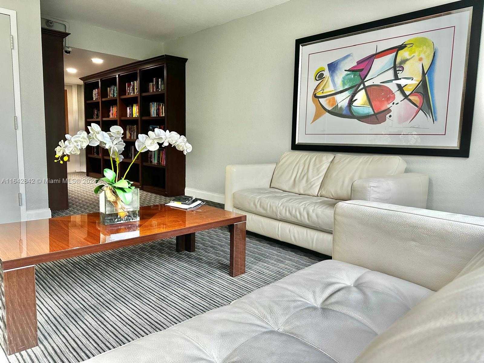 Small Image of 3500 MYSTIC POINTE DR #1801, Aventura Number 29