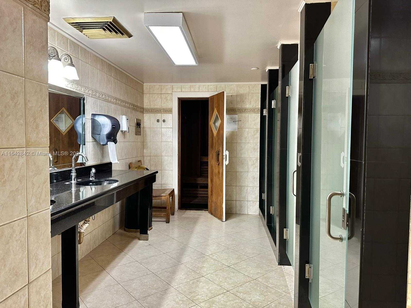 Small Image of 3500 MYSTIC POINTE DR #1801, Aventura Number 33