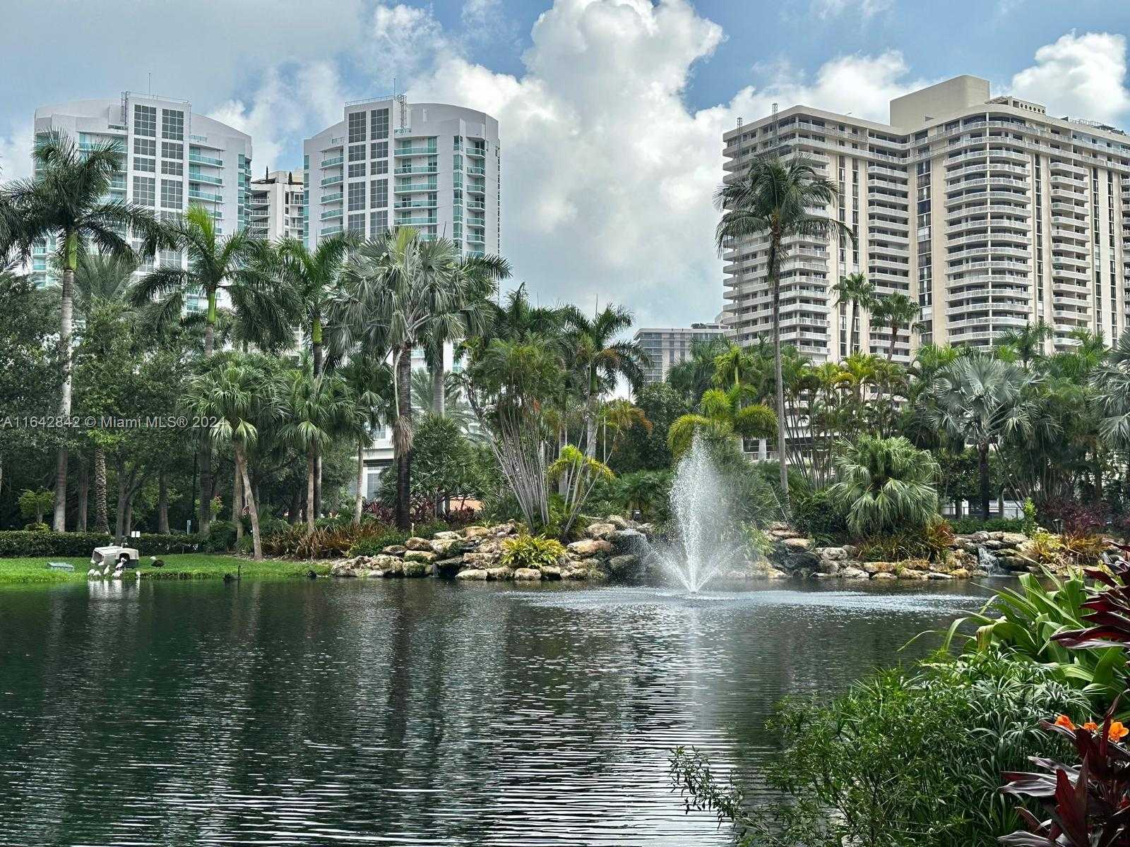 Small Image of 3500 MYSTIC POINTE DR #1801, Aventura Number 43