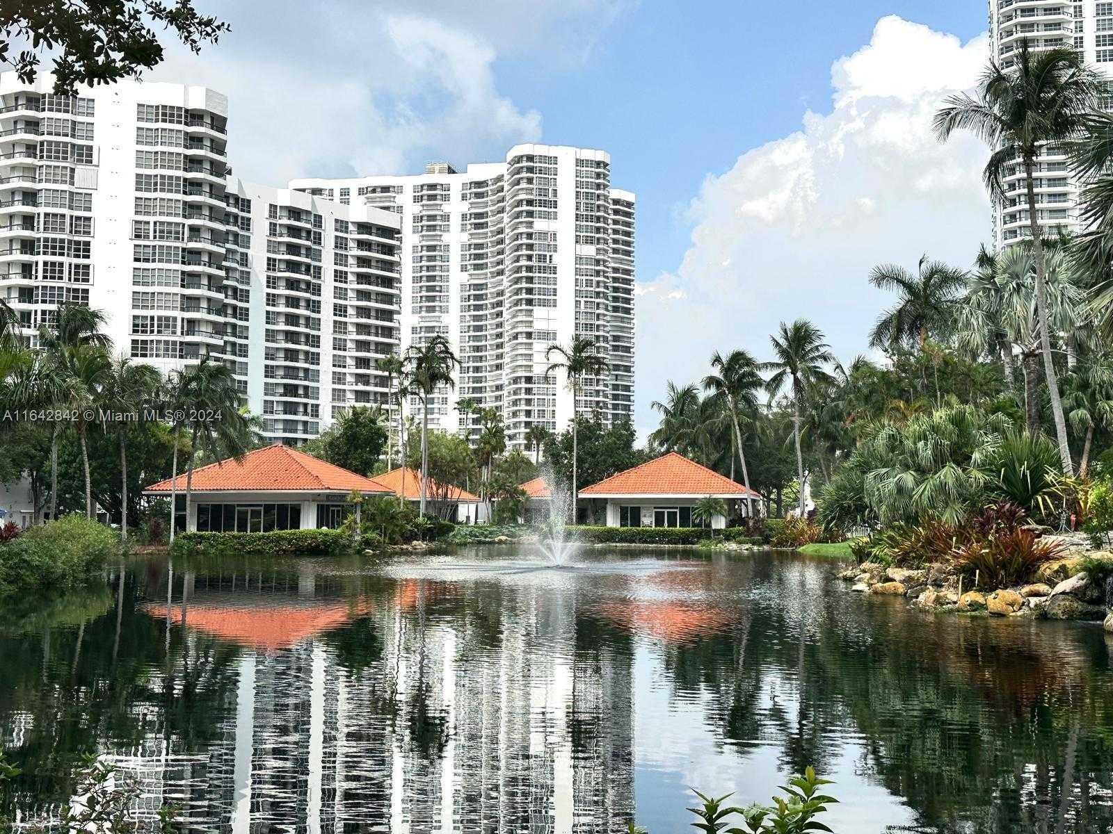 Small Image of 3500 MYSTIC POINTE DR #1801, Aventura Number 44