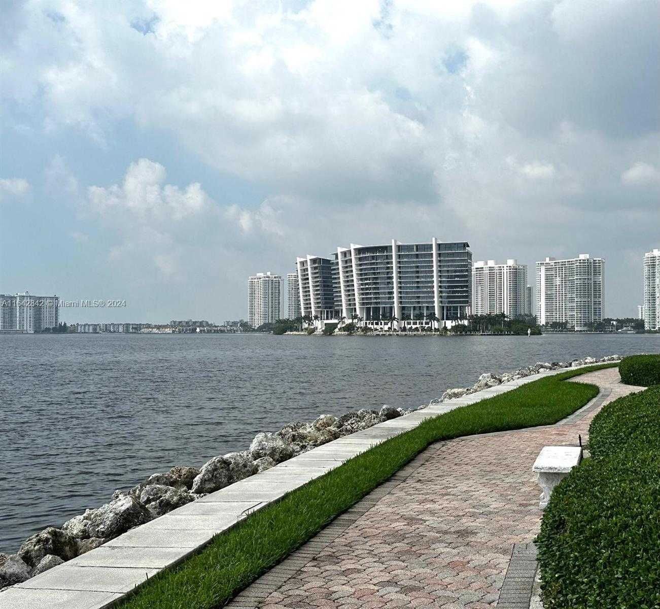 Small Image of 3500 MYSTIC POINTE DR #1801, Aventura Number 48