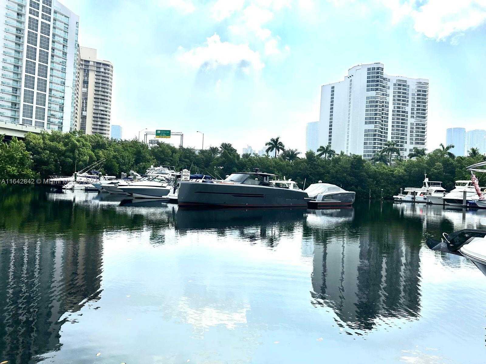 Small Image of 3500 MYSTIC POINTE DR #1801, Aventura Number 55