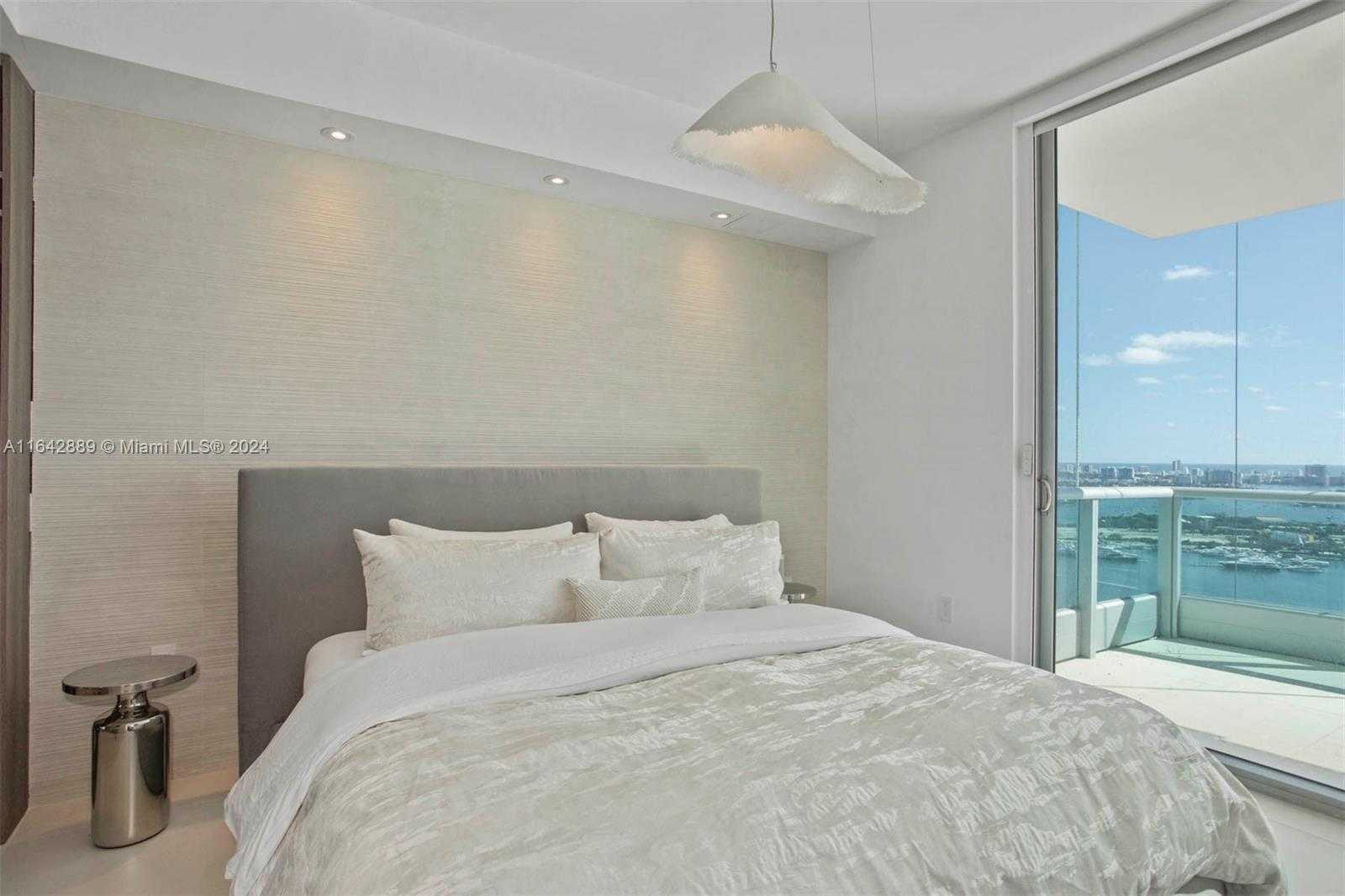 Small Image of 900 BISCAYNE BLVD #4307, Miami Number 11