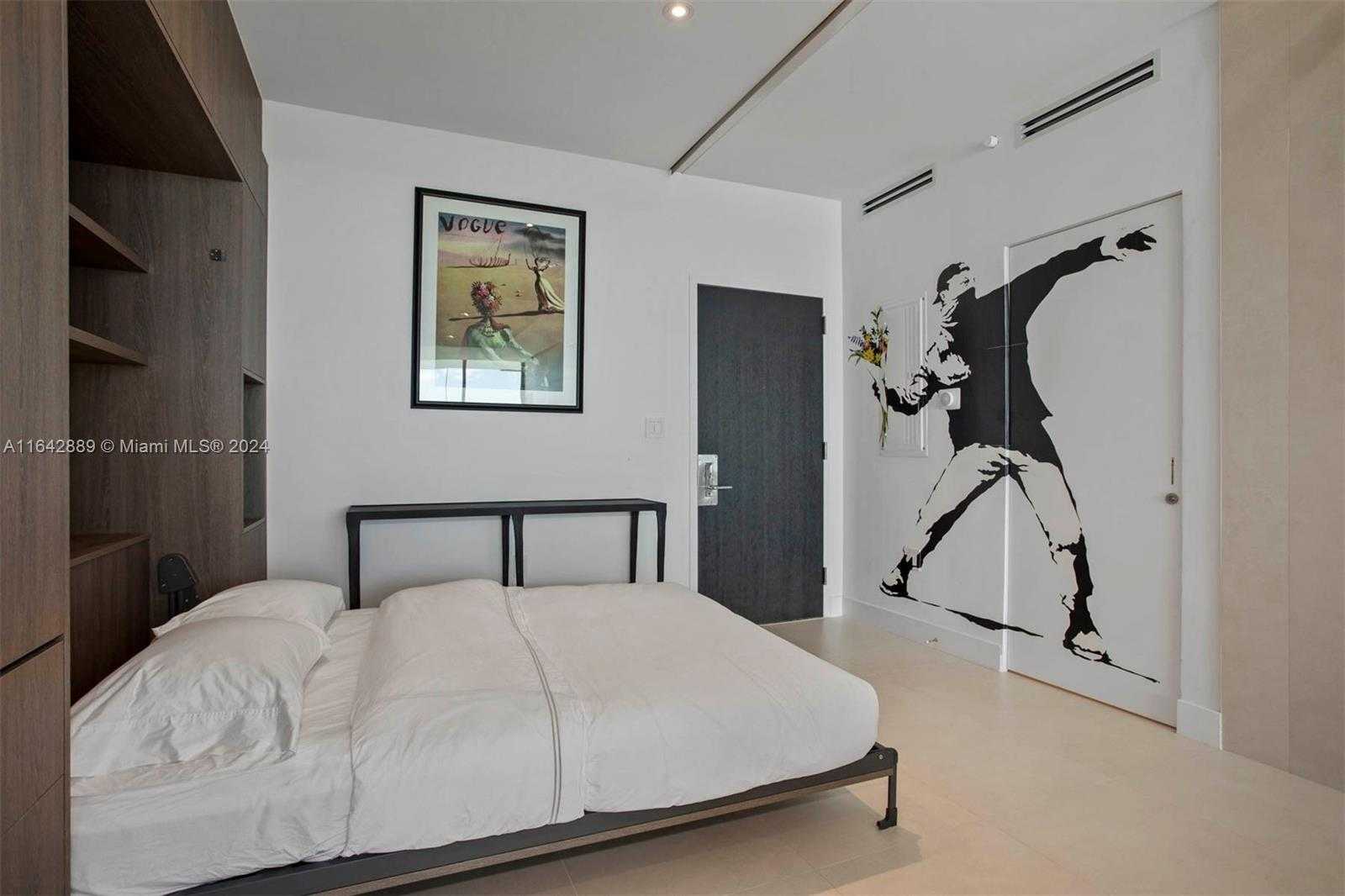 Small Image of 900 BISCAYNE BLVD #4307, Miami Number 6
