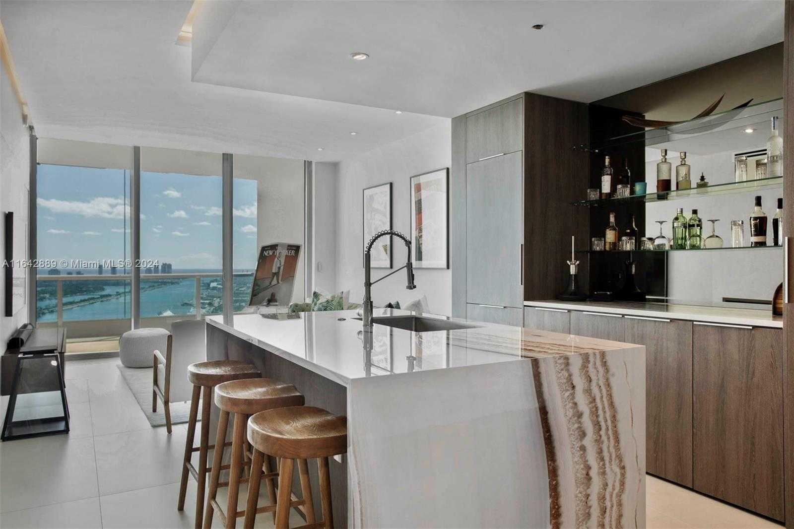 Small Image of 900 BISCAYNE BLVD #4307, Miami Number 7