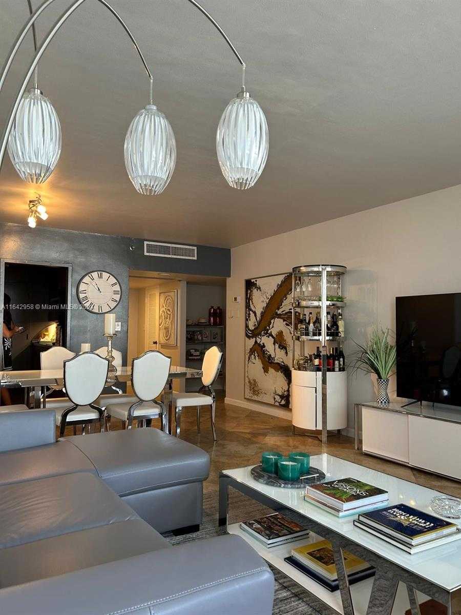 Small Image of 100 LINCOLN RD #608, Miami Beach Number 2
