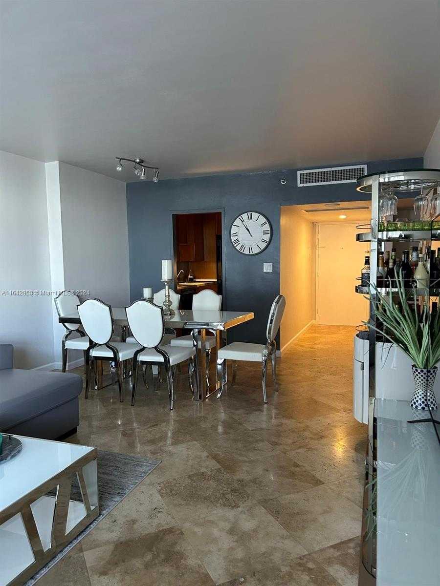 Small Image of 100 LINCOLN RD #608, Miami Beach Number 3
