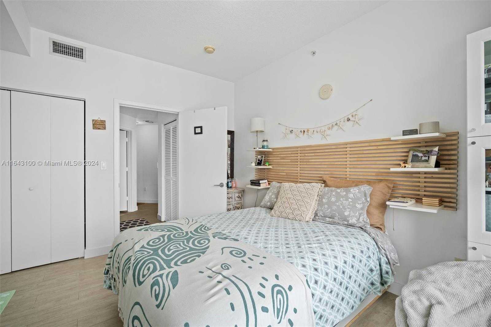 Small Image of 1111 SOUTH WEST 1ST AVE #3425-N, Miami Number 15