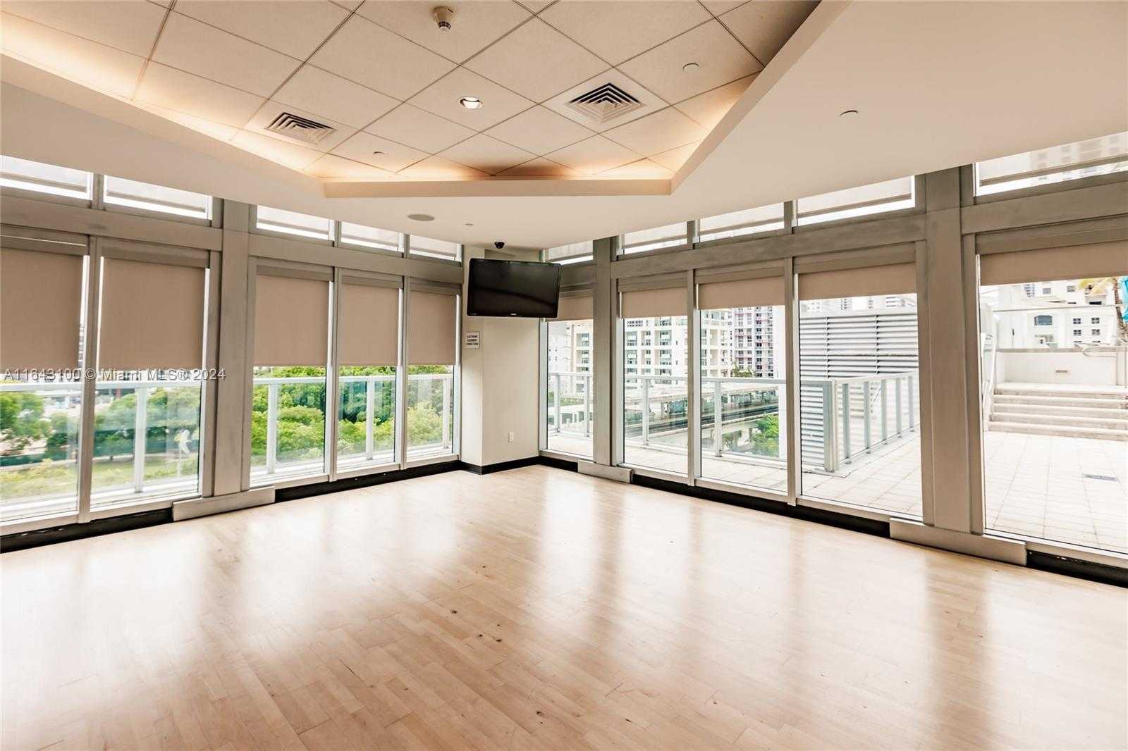 Small Image of 1111 SOUTH WEST 1ST AVE #3425-N, Miami Number 28