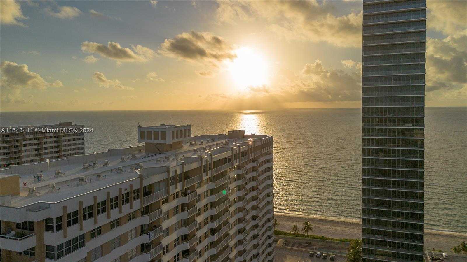 Small Image of 1985 SOUTH OCEAN DRIVE #15G, Hallandale Beach Number 2