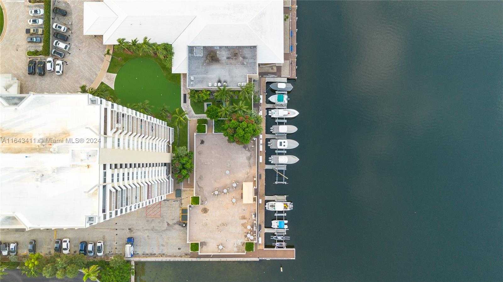 Small Image of 1985 SOUTH OCEAN DRIVE #15G, Hallandale Beach Number 36