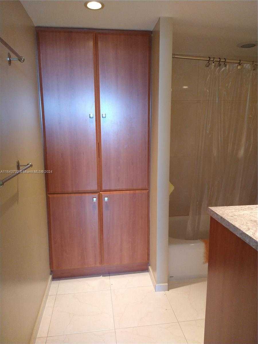 Small Image of 251 174TH ST #1019, Sunny Isles Beach Number 13