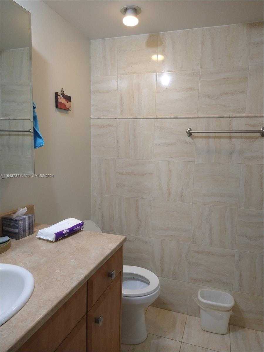 Small Image of 251 174TH ST #1019, Sunny Isles Beach Number 16