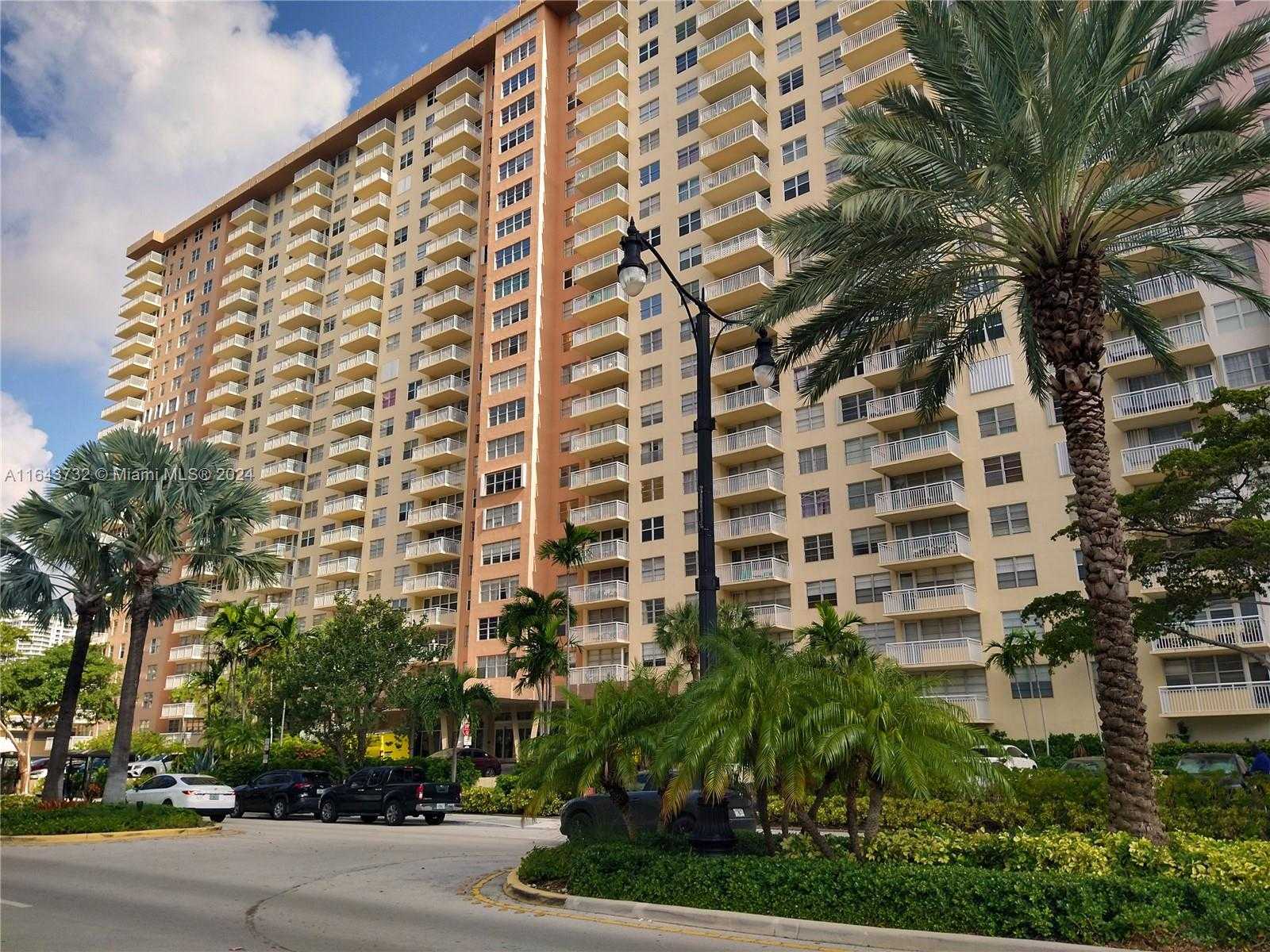 Small Image of 251 174TH ST #1019, Sunny Isles Beach Number 2