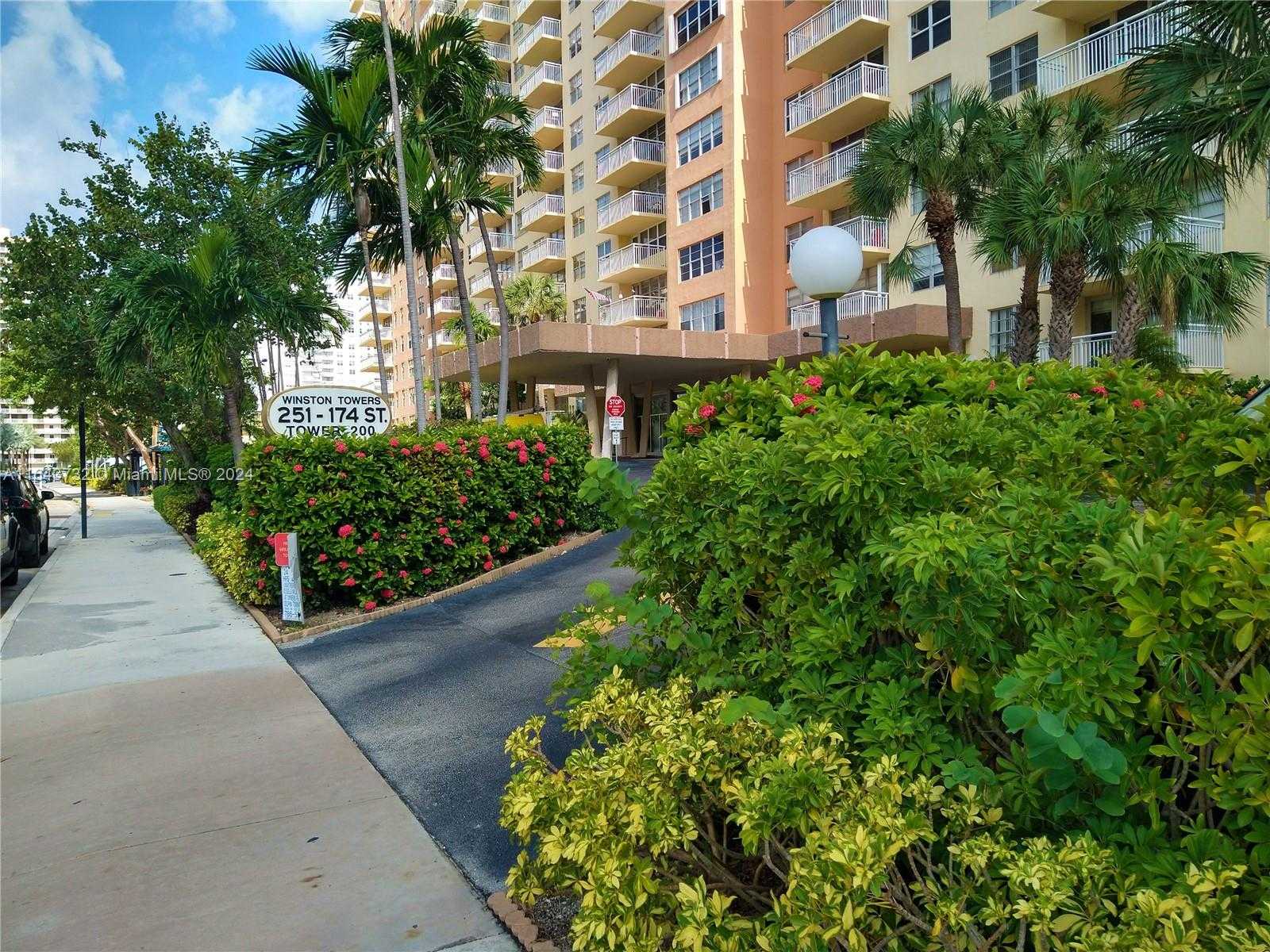 Small Image of 251 174TH ST #1019, Sunny Isles Beach Number 3