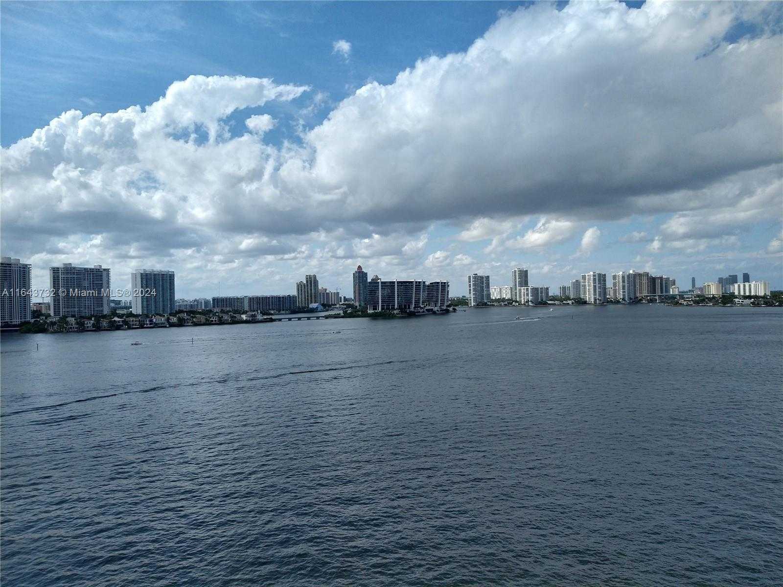 Small Image of 251 174TH ST #1019, Sunny Isles Beach Number 4