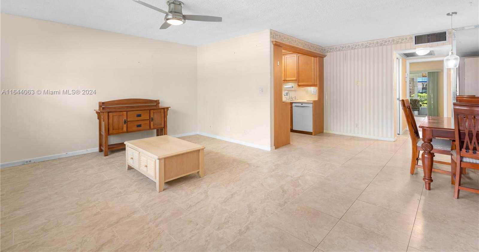 Small Image of 2301 LUCAYA LN #G1, Coconut Creek Number 10