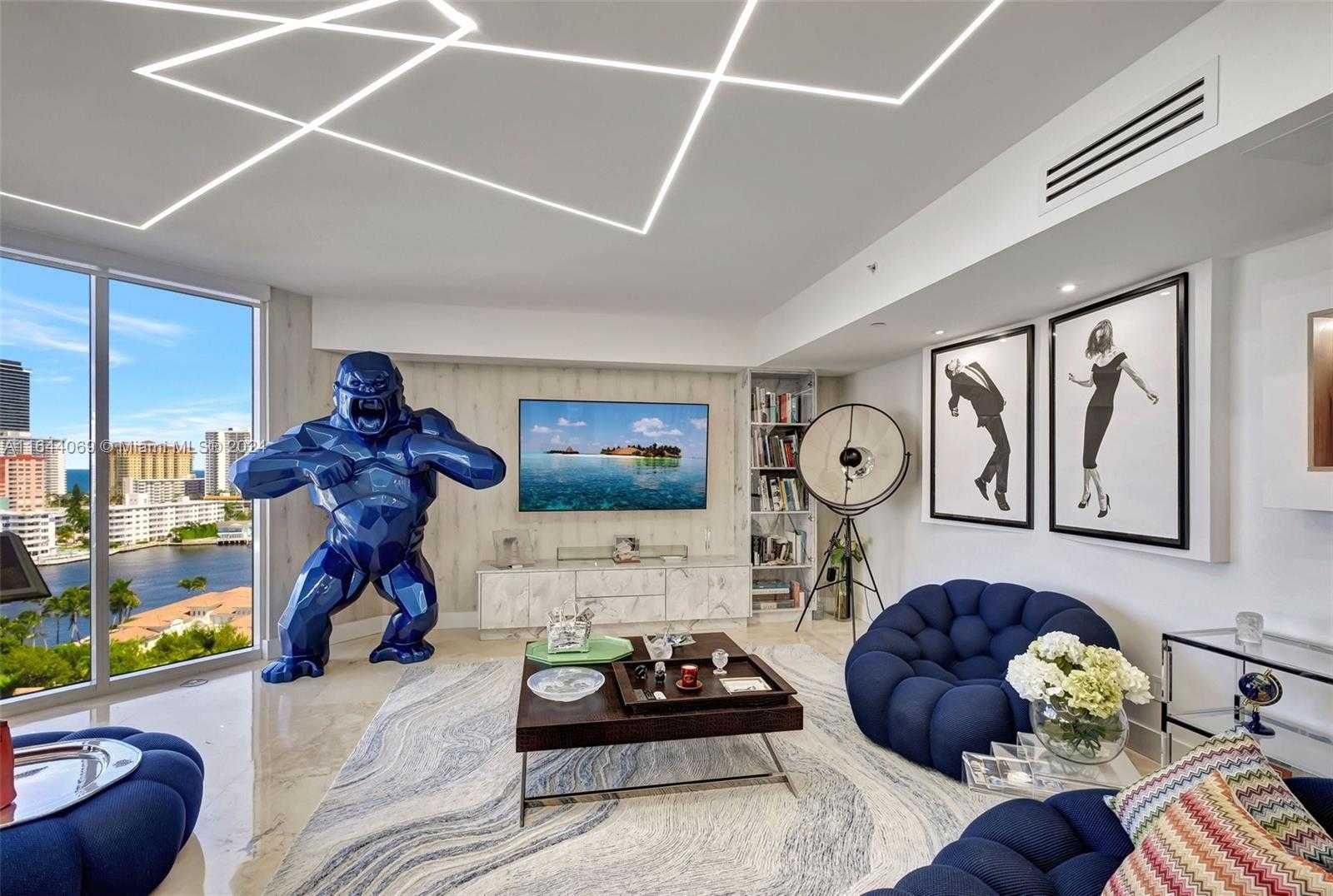 Small Image of 21200 POINT PL #1204, Aventura Number 11