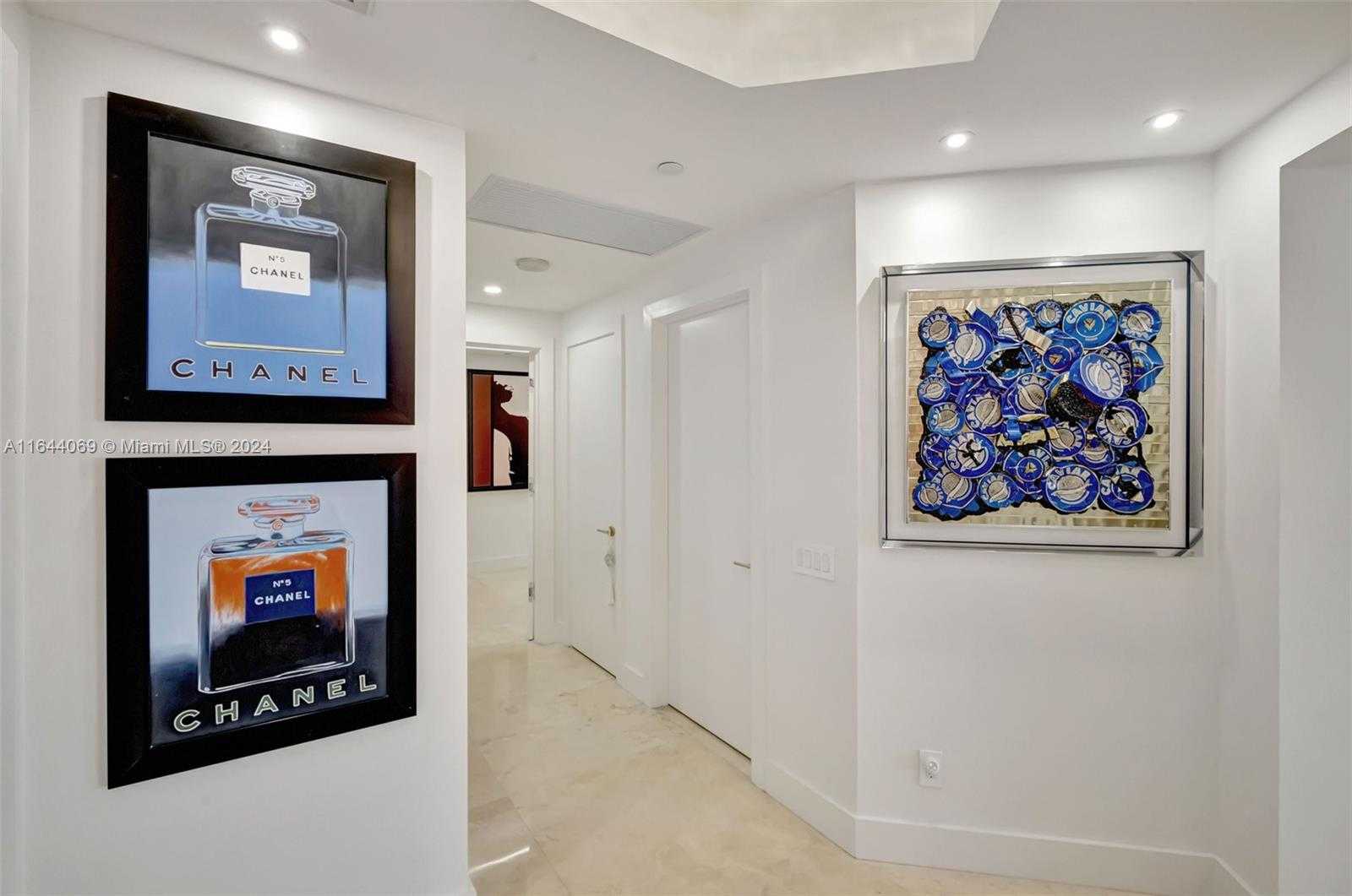 Small Image of 21200 POINT PL #1204, Aventura Number 23