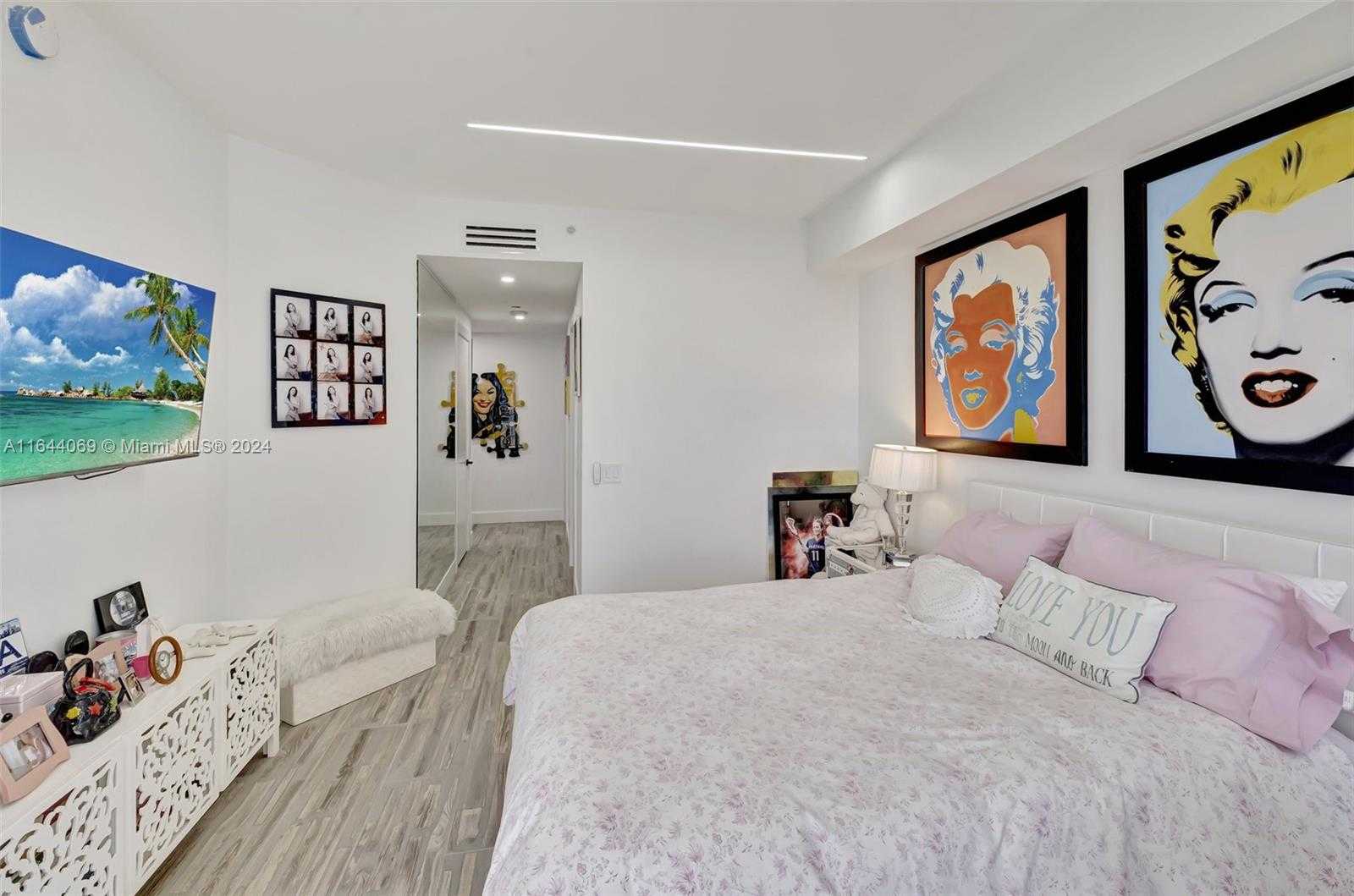 Small Image of 21200 POINT PL #1204, Aventura Number 50
