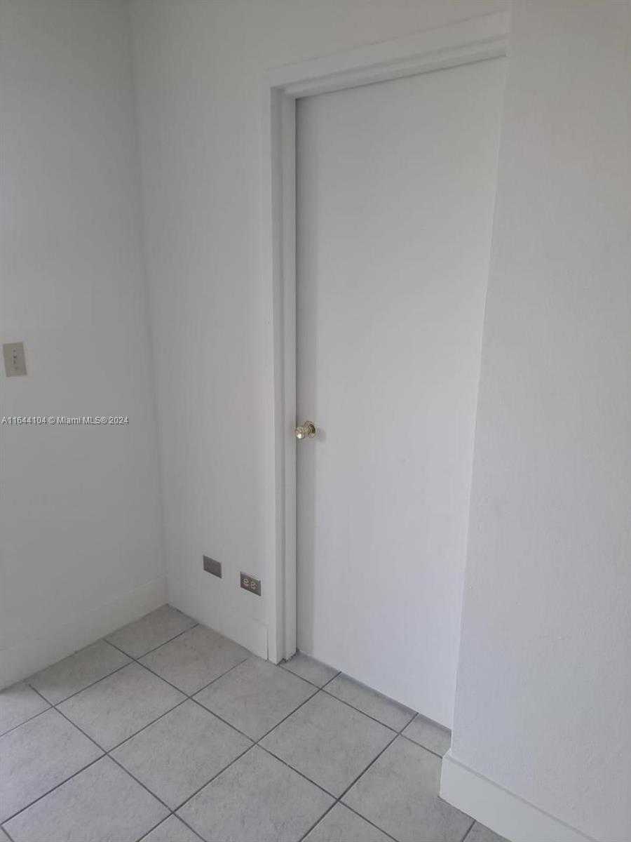 Small Image of 3660 NORTH EAST 166TH ST #705, North Miami Beach Number 15