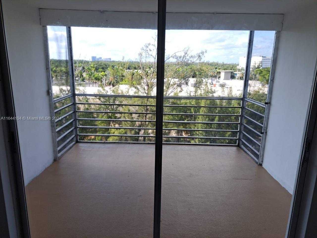 Small Image of 3660 NORTH EAST 166TH ST #705, North Miami Beach Number 21