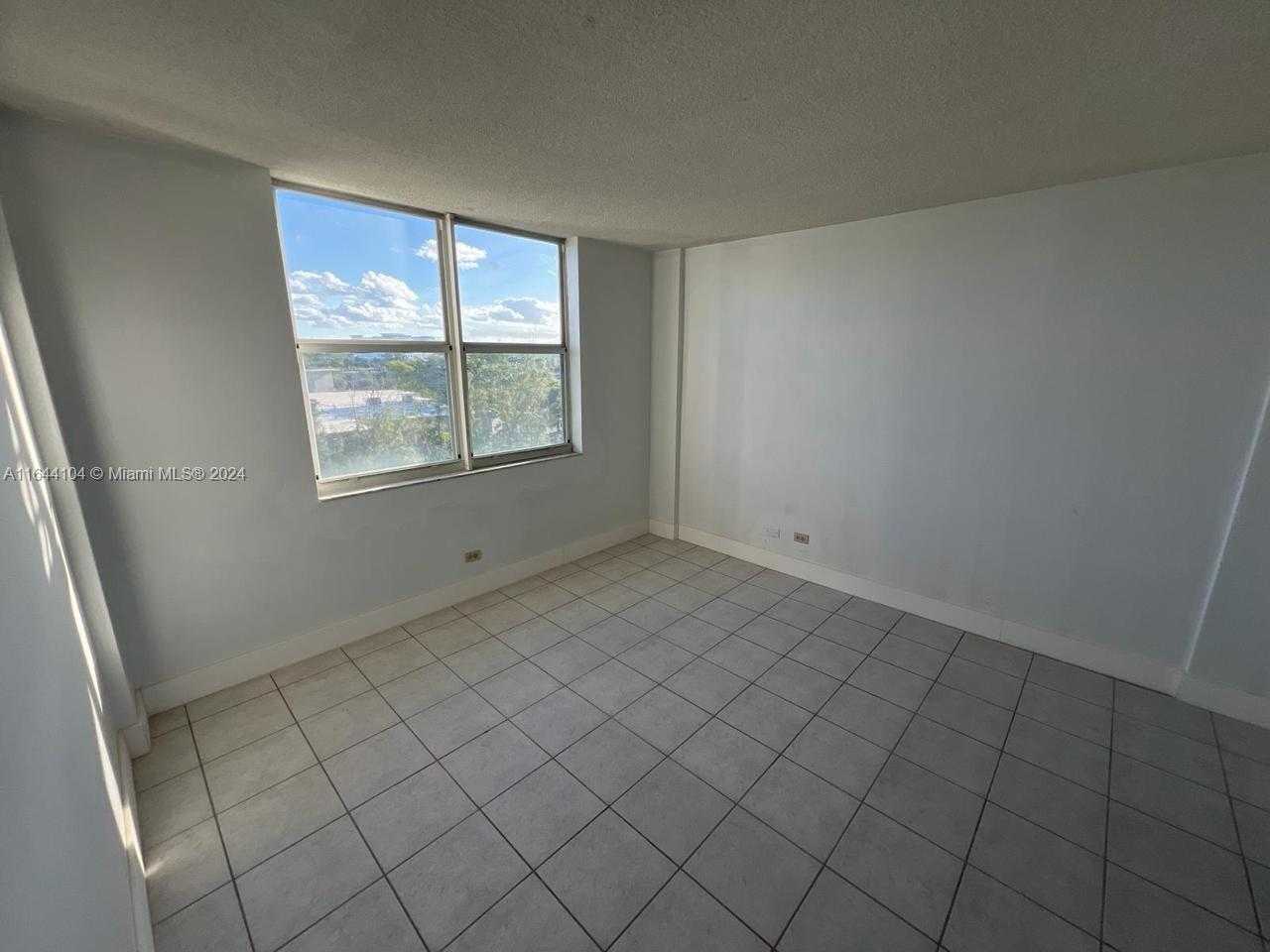 Small Image of 3660 NORTH EAST 166TH ST #705, North Miami Beach Number 33