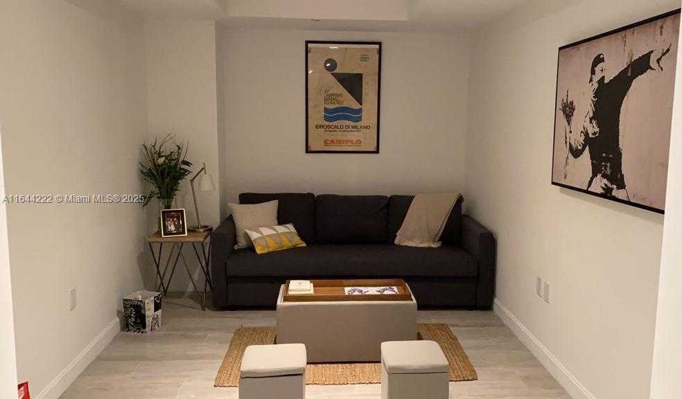 Small Image of 45 SOUTH WEST 9TH ST #1005, Miami Number 29