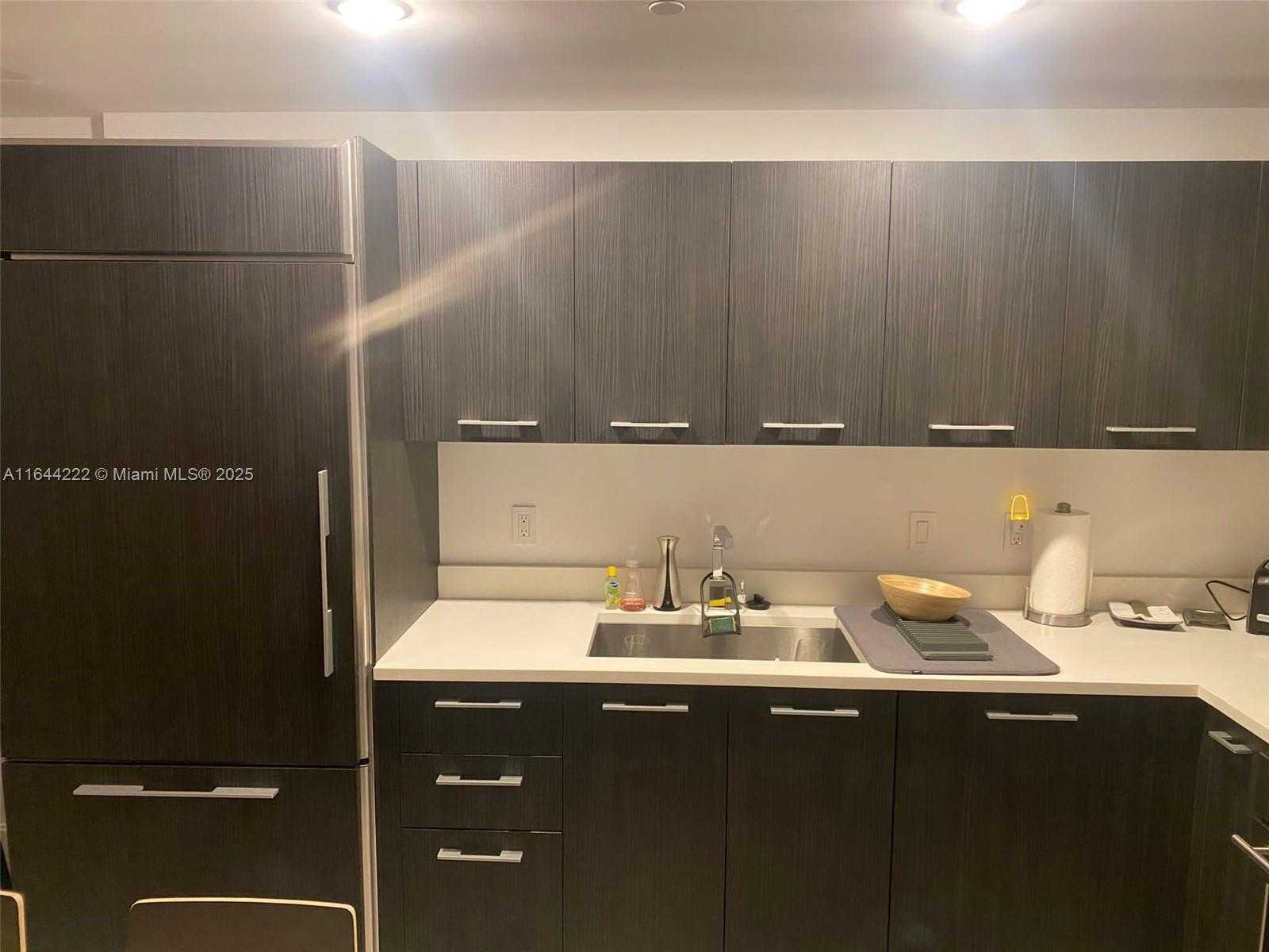 Small Image of 45 SOUTH WEST 9TH ST #1005, Miami Number 45