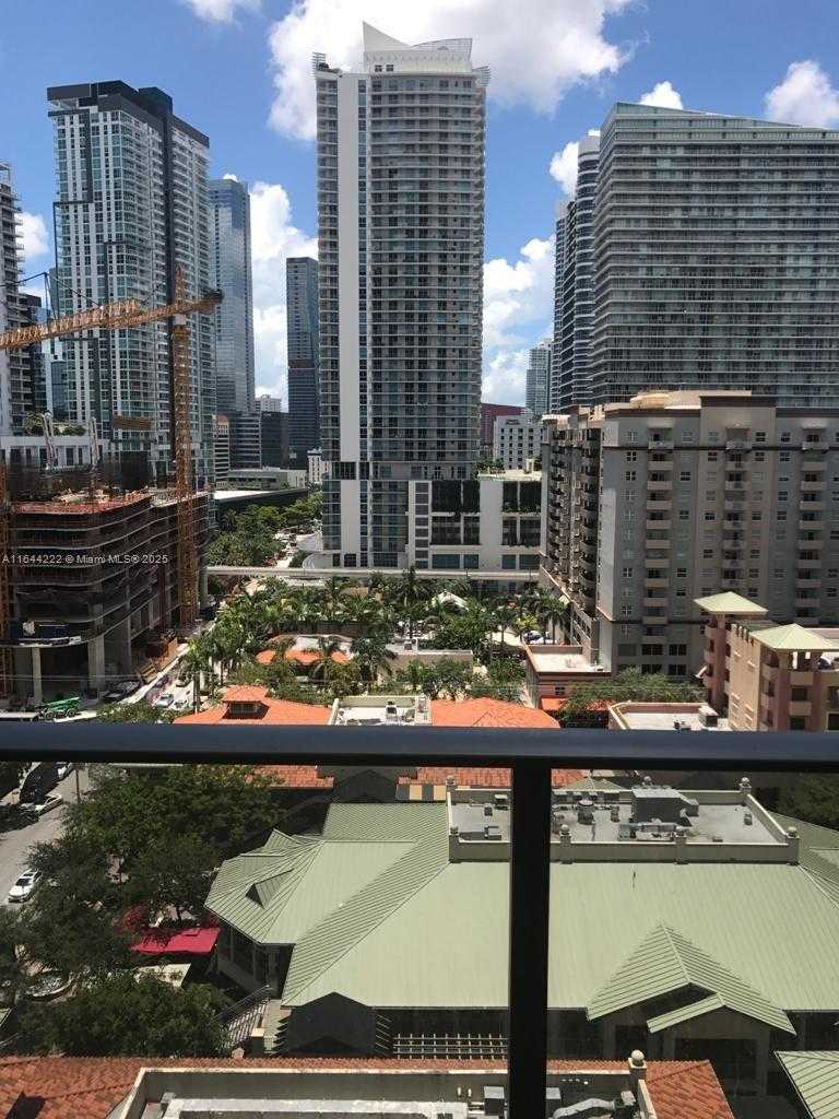Small Image of 45 SOUTH WEST 9TH ST #1005, Miami Number 54