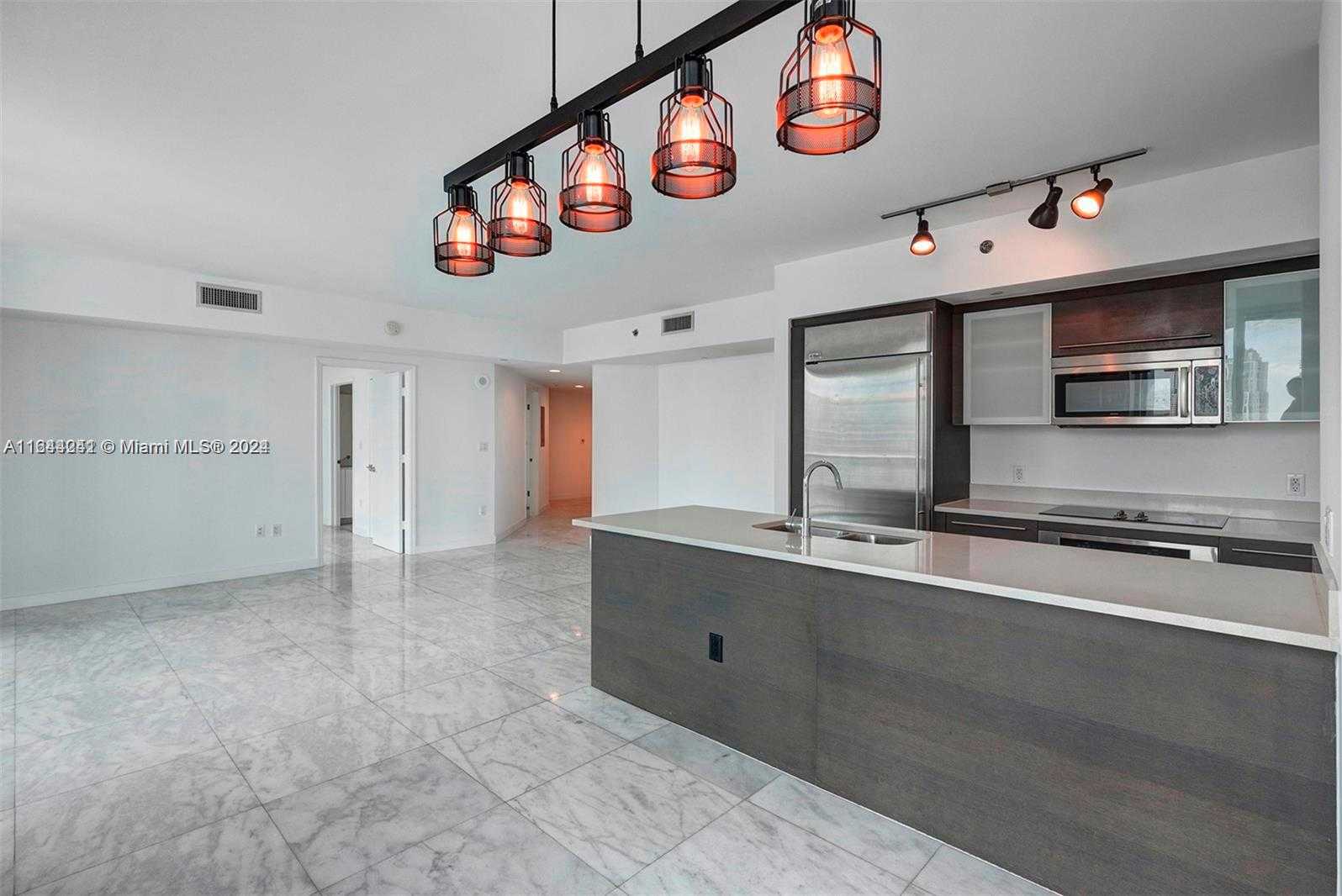 Small Image of 55 SOUTH EAST 6TH ST #3401, Miami Number 9