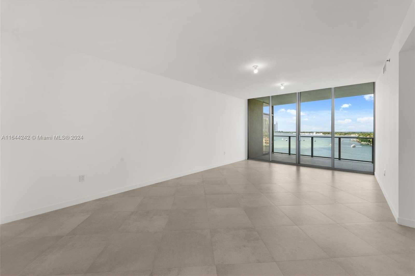 Small Image of 1135 103rd St, Bay Harbor Islands, FL 33154, USA Number 11